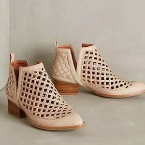 Jeffery Campbell Anthropologie Taggart Booties 6.5